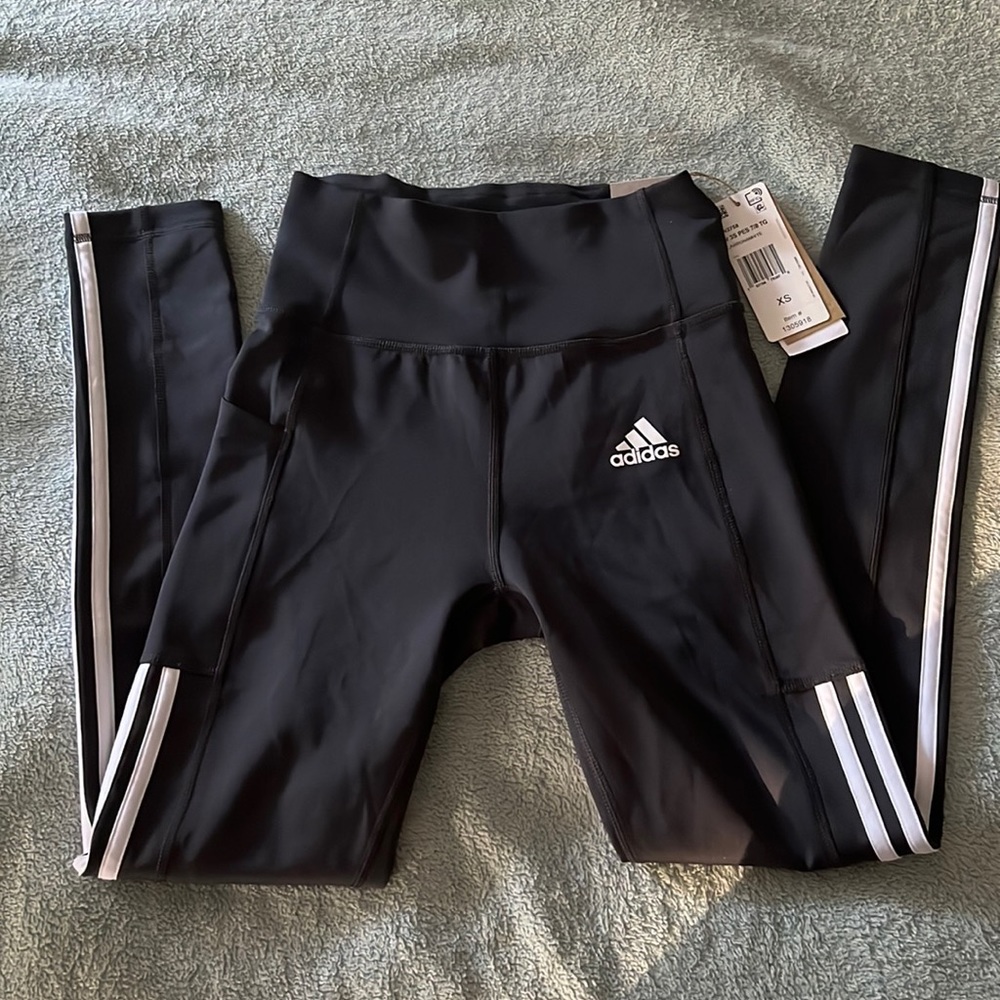 ❌SOLD Adidas 7/8 length high rise leggings